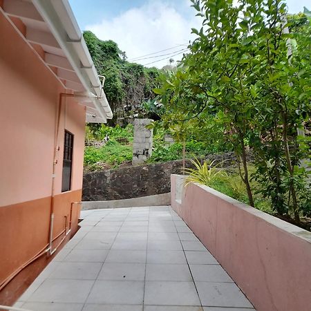 Angie'S Cove, Modern Get-Away Overlooking Кастри Экстерьер фото
