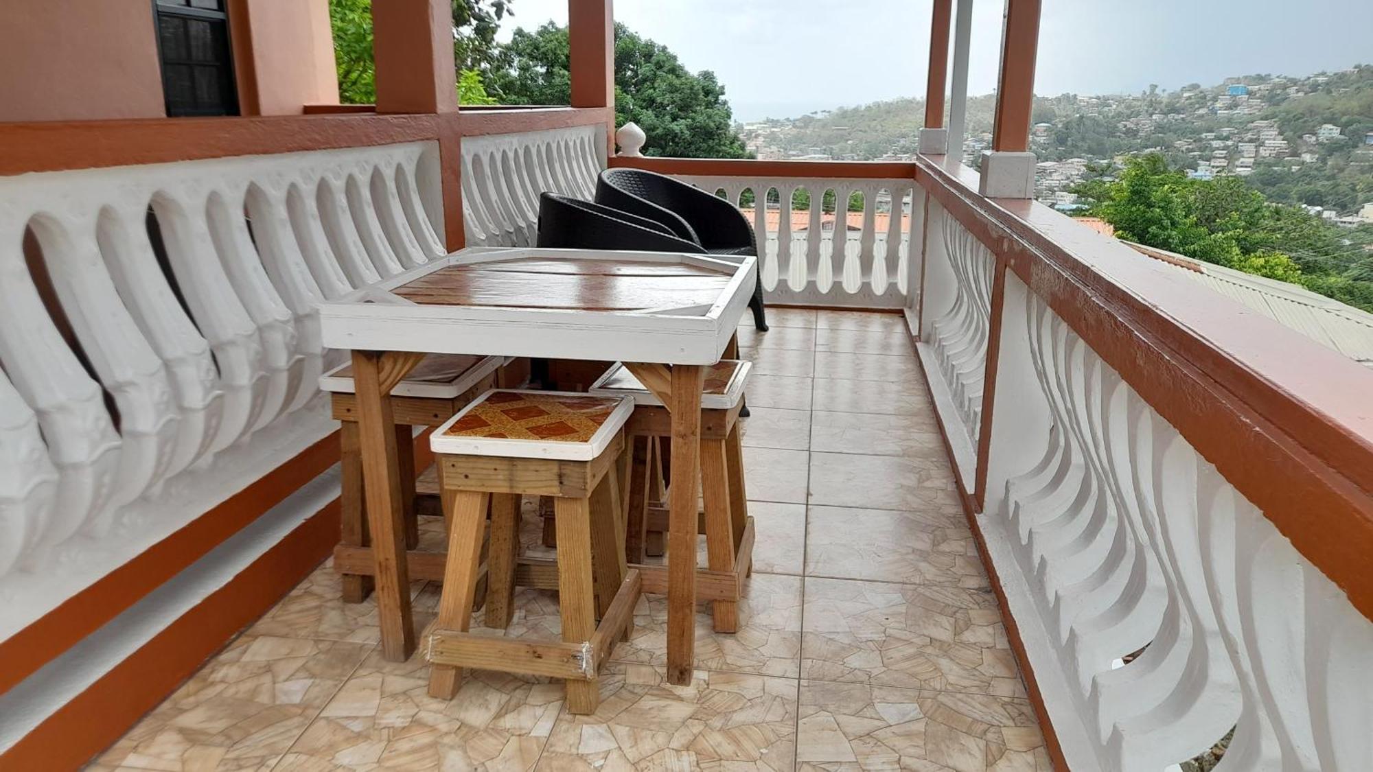 Angie'S Cove, Modern Get-Away Overlooking Кастри Экстерьер фото