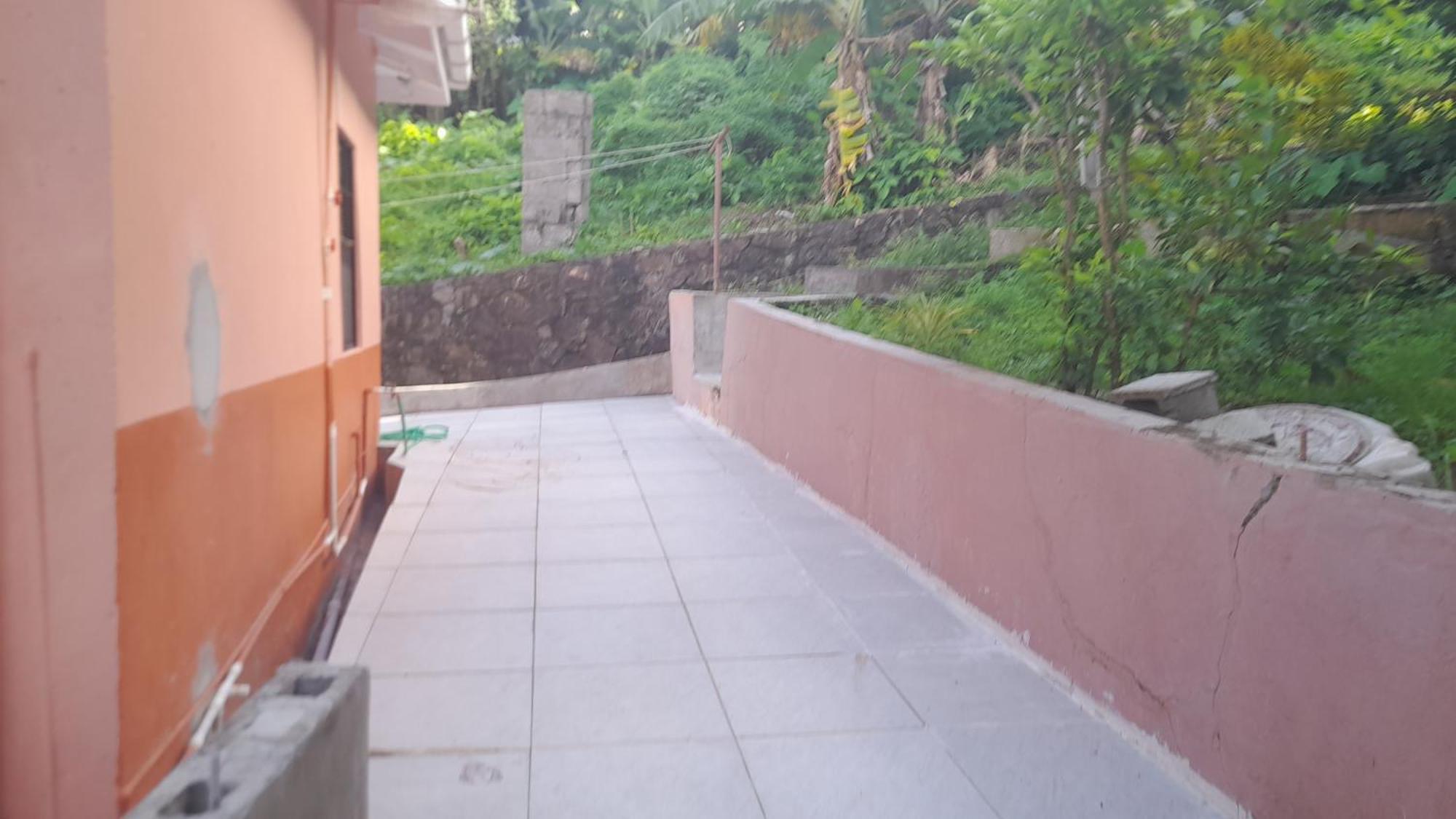 Angie'S Cove, Modern Get-Away Overlooking Кастри Экстерьер фото